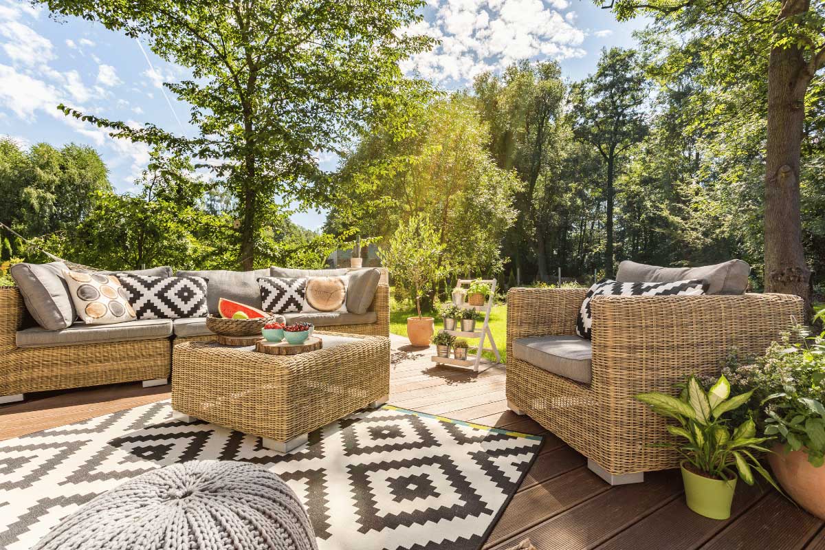 Sillas de jardín y terraza para disfrutar de los últimos días de verano